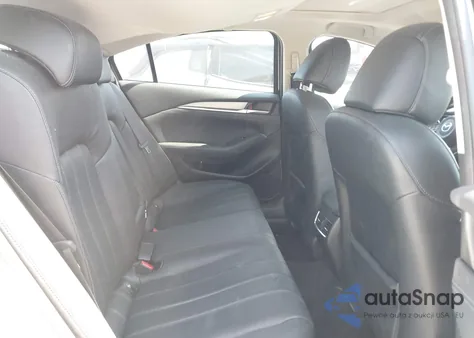 2018 Mazda Mazda6 Touring z USA, uszkodzony, nr VIN JM1GL1VM5J1310583